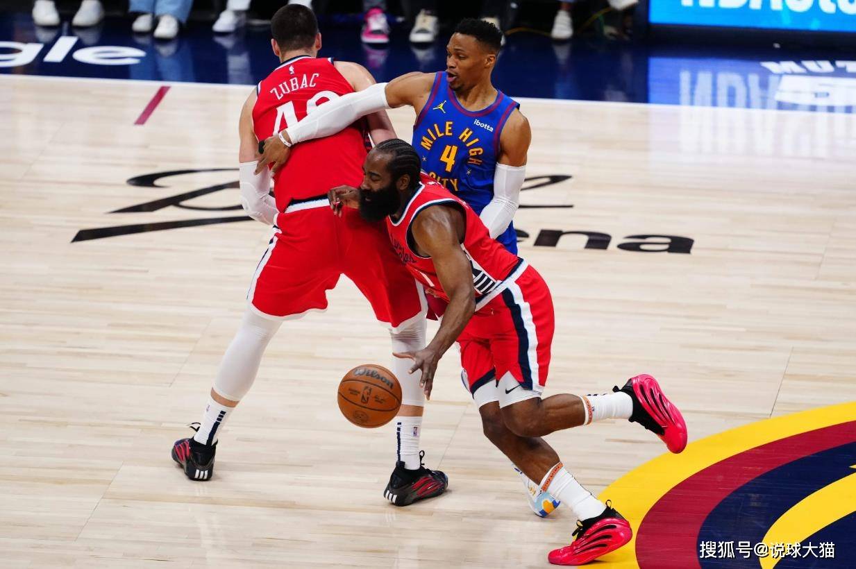 季后赛砍下60次30+有多难？NBA仅8人做到，库里只能排垫底的简单介绍