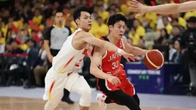 关于25年亚预赛回顾：赵睿16分8板5助，中国大胜日本的信息