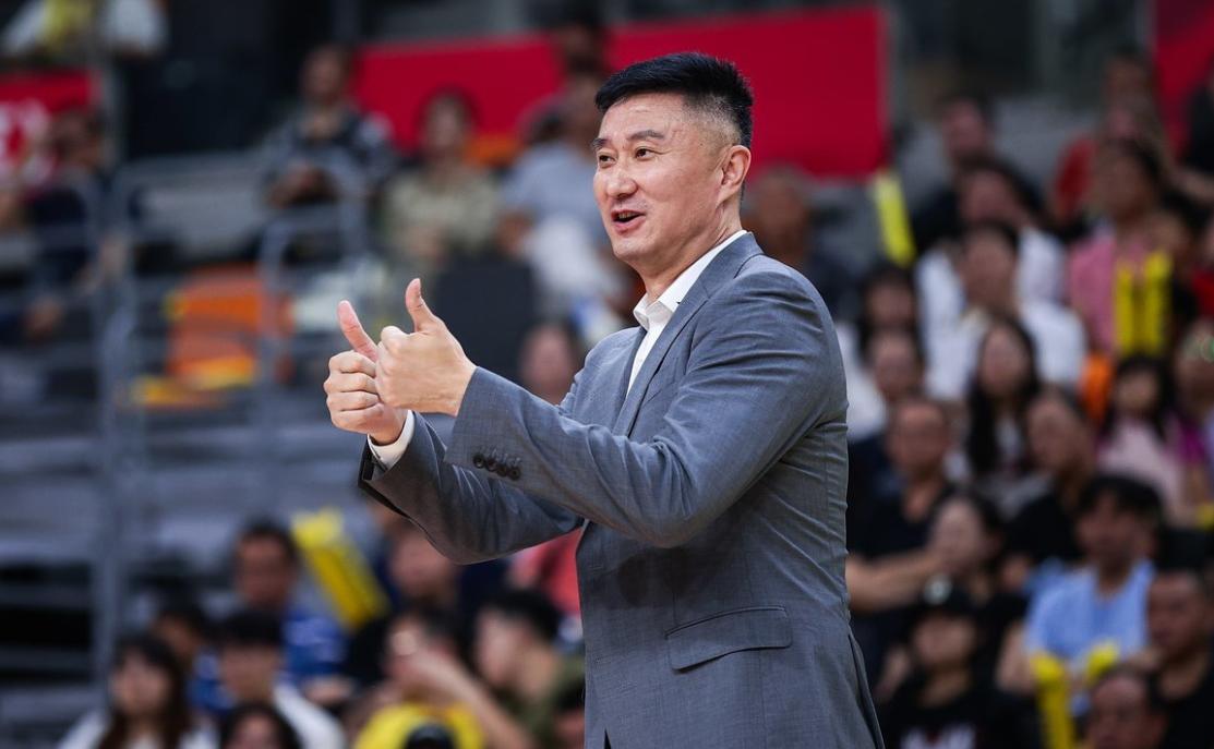 爱奇艺体育会员-包含球队豪取连胜，主教练信心满满冲击季后赛的词条