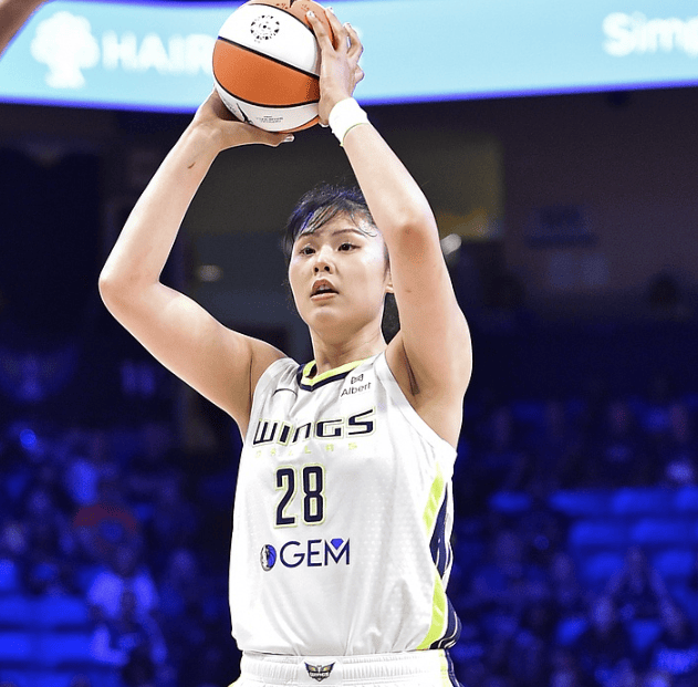 女篮世预赛集锦：李月汝19分6篮板，中国力克尼日利亚