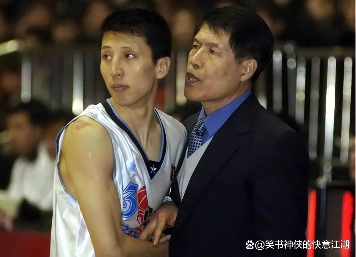 关于郭士强成为中国男篮主教练第二次临危受命的信息