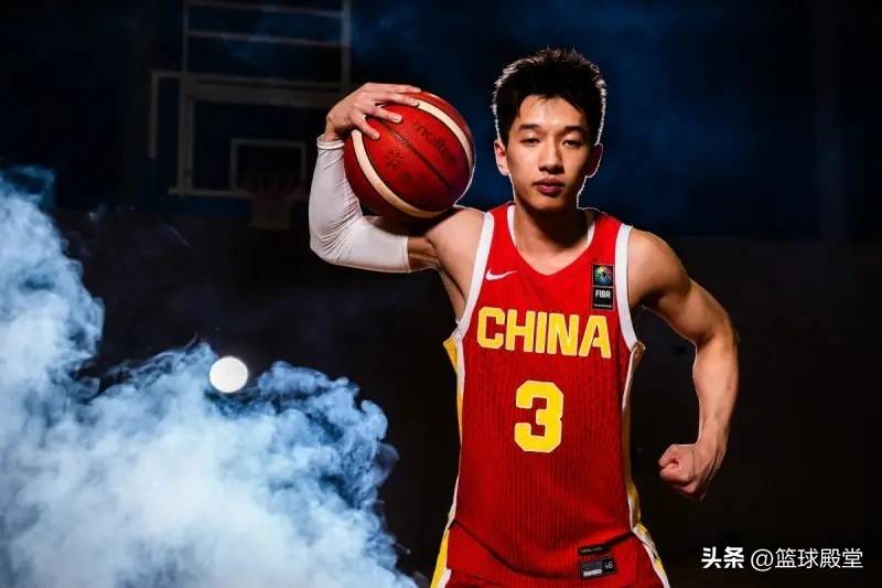 朱正赛后发文：我突破时伤到肩膀教练只是想保护我